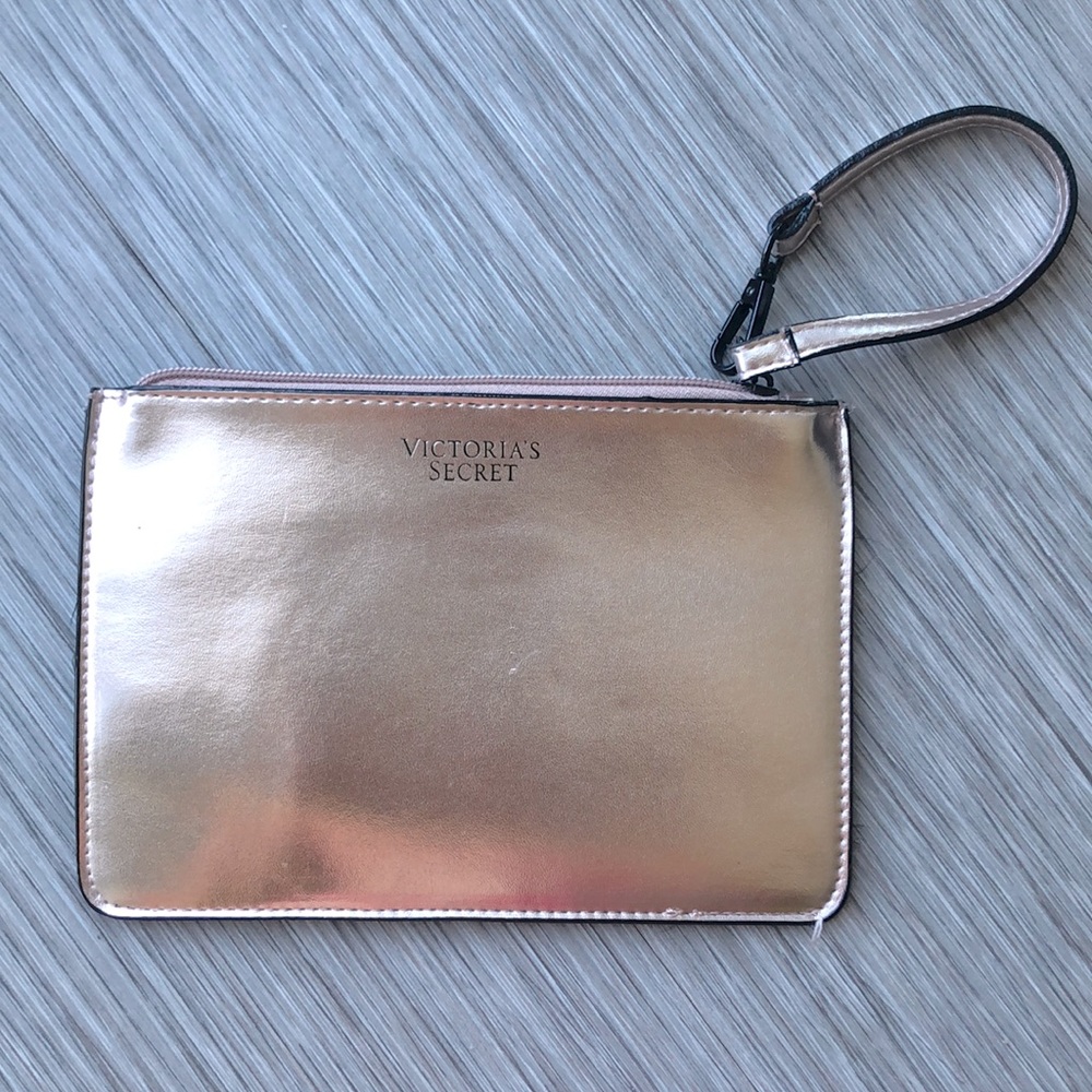 🆓 VICTORIA’S SECRET ROSE GOLD POUCH